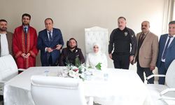 Engelli çift müftülükte dünya evine girdi