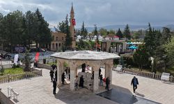 Yunus Emre vefatının 705. yılında Eskişehir'deki türbesinde anıldı