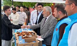 Müftülükten öğrencilere ikram
