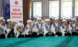 Gebze'de hafızlar icazet sevinci yaşadı