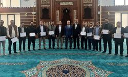 Kaynarca'da din görevlileri hafızlıklarını muhafaza ediyor