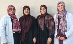 Bozyazı'daki kardeşler üniversite eğitimiyle birlikte hafız oldular