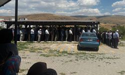 Kur’an Kursu Öğreticisi Hafız Kadriye Şavaş Vefat Etti
