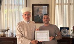 İtalyan Nicolas Beyoğlu'nda Müslüman oldu