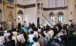 Başkan Arpaguş, Tokyo Camii Diyanet Vakfı Genel Kurul Toplantısına katıldı