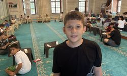Tekirdağlı öğrenciler, biriktirdikleri harçlıklarını Filistinli çocuklara bağışladı