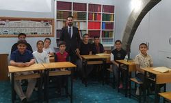 İlk dersleri "güzel ahlak" oldu