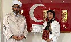 Kayseri'de iş arkadaşlarından etkilenen Filipinli kadın Müslüman oldu