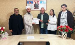 İngiliz Vatandaşı Karesi'de Müslüman oldu