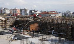 Antalya'da hortum: Ölü ve yaralılar var