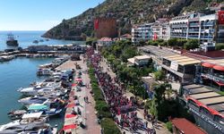 Alanya’da "Gazze İçin Sessiz Çığlık Yürüyüşü" düzenlendi