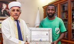 Angolalı genç Tokat'ta Müslüman oldu