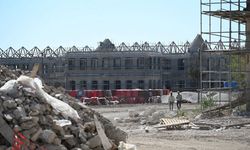 Edirne'de Asakir-i Mansure-i Muhammediye ordusu için kurulan tarihi askeri kışlanın restorasyonu sürüyor
