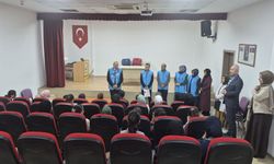 Esenler'de öğrencilere zekat dağıtıldı