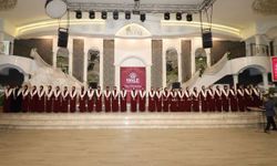 Konya'da 33 Hafız taç giydi