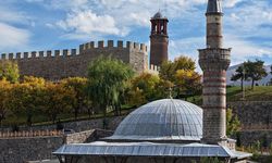 Erzurum'un 325 yıllık manevi mirası Kurşunlu Cami ve Medresesi yenileniyor