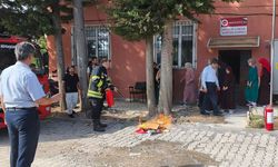 Kur'an kursu öğrencileri yangın tatbikatı yaptı