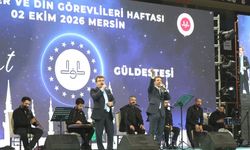 Mersin'de "Naat Güldestesi"