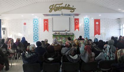 Tokat'ta sosyal medya semineri