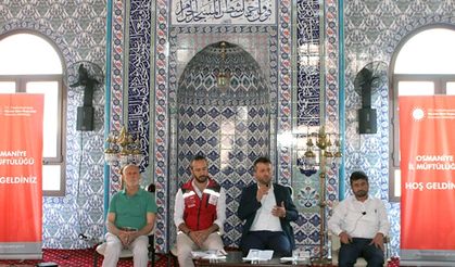 Osmaniye'de 'Bir Yetime Aile Olmak' konulu panel düzenlendi