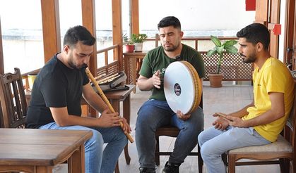 Tarsus'da sanatsal buluşmalar devam ediyor