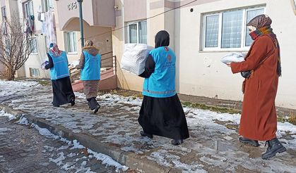 TDV Kars Kadın Kolları yuvalara "İyilik" taşıyor