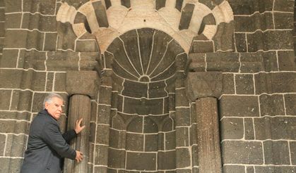 Anadolu'nun ilk üniversitelerinden biri olan Mesudiye Medresesi depremde hasar görmedi