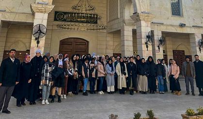 Uluslararası imam hatip öğrencileri Şanlıurfa'yı gezdi