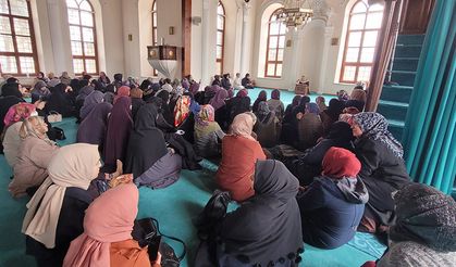 Tekirdağlı kadınlar Kur'an ziyafetinde buluştu