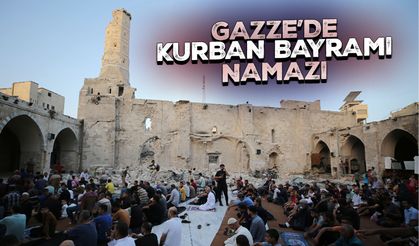 Katil İsrail'in saldırı ve ablukası altındaki Gazze Şeridi'nde Kurban Bayramı namazı kılındı