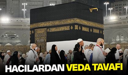 Hacılardan veda tavafı