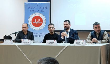 Diyarbakır'da "Dijital Dünyada Din, Bilim ve Gençlik" paneli