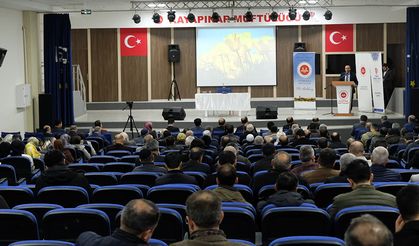 Diyarbakır'da "Etkili Liderlik ve Dini Görev Sorumluluğu" konferansı düzenlendi