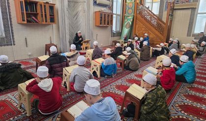 Gaziosmanpaşa’da çocuklar 'mukabele'de buluştu