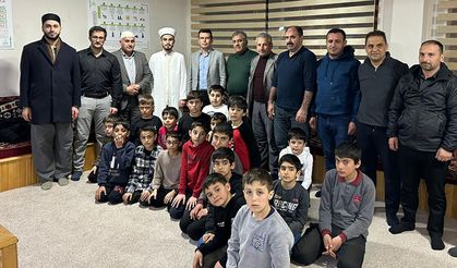 Narman'da "Baba-Oğul ve Anne-Kız" iftarda buluştu