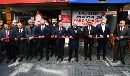 Balıkesir'de Din Görevlileri Yardımlaşma Derneği yeni binası hizmete açıldı