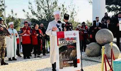 Çanakkale'de şüheda dualarla anıldı