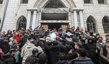 Filistinli şehitler ebediyete uğurlandı