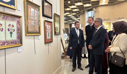 Üsküdar’da “İzler ve Yorumlar” sergisi düzenlendi