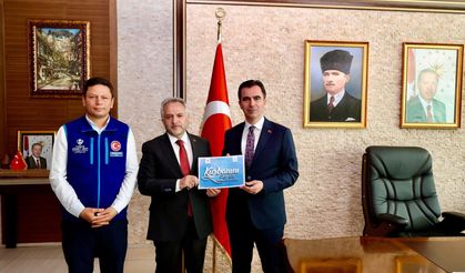 Vali Karakaya, kurbanını TDV’ye emanet etti