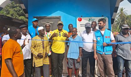 Manisalı hayırseverlerin desteğiyle Sierra Leone'de su kuyusu açıldı