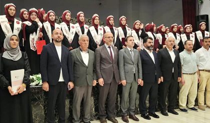 Vakfıkebir'de 36 hafız taç giydi