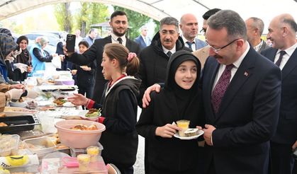 Ardahan'da Gazze için "Hayır Çarşısı" düzenlendi