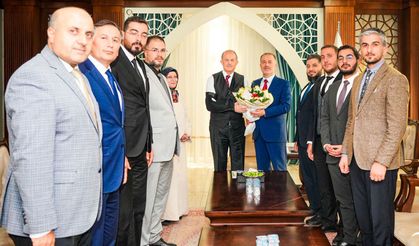 Hakkari Valisi Taşyapan, müftüleri kabul etti