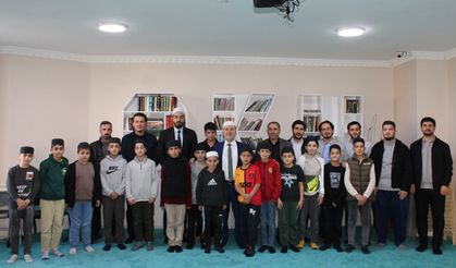 Hakkari Valisi Taşyapan, Kur’an kurslarını gezdi