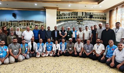 Mekke'de din görevlileri unutulmadı