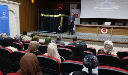 Mardin'de umreciler bilgilendirildi