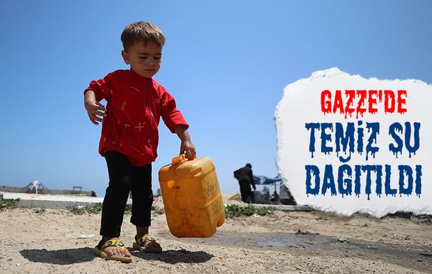 Gazze'de yerinden edilen Filistinlilere temiz su dağıtıldı