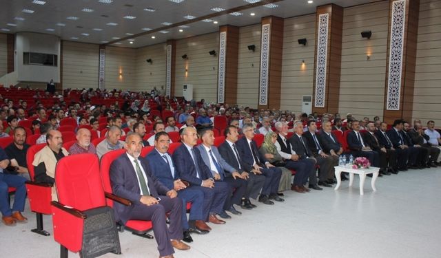 Erzincan’da konferans