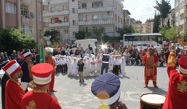 4-6 yaş Kur'an kursu öğrencileri “Âmin Alayı” oluşturdu